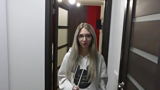 Трахнули Русскую В Жопу В Туалете